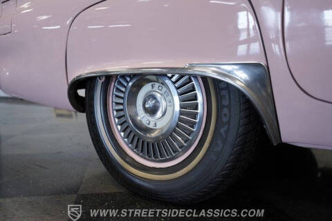 1957 Ford Thunderbird