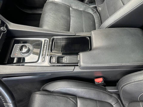 2019 Jaguar F-PACE S