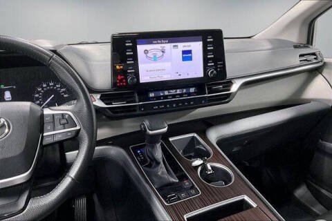2023 Toyota Sienna XLE 7-Passenger