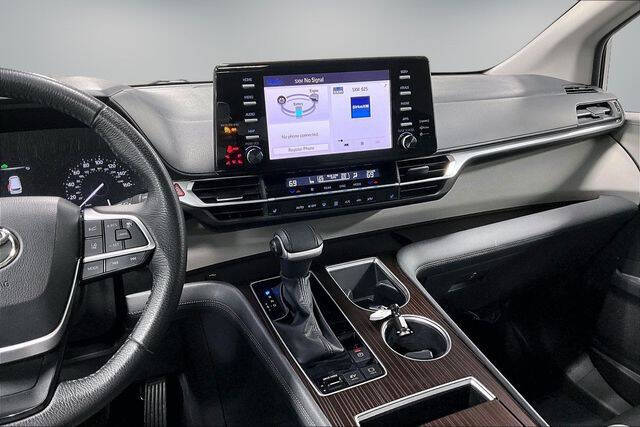 2023 Toyota Sienna XLE 7-Passenger