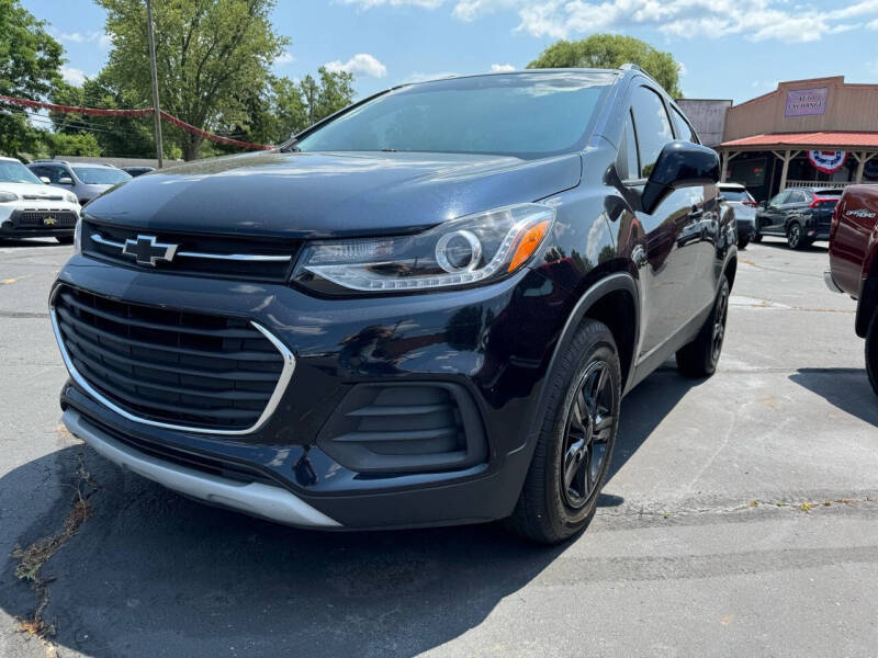 2021 Chevrolet Trax LT photo 2