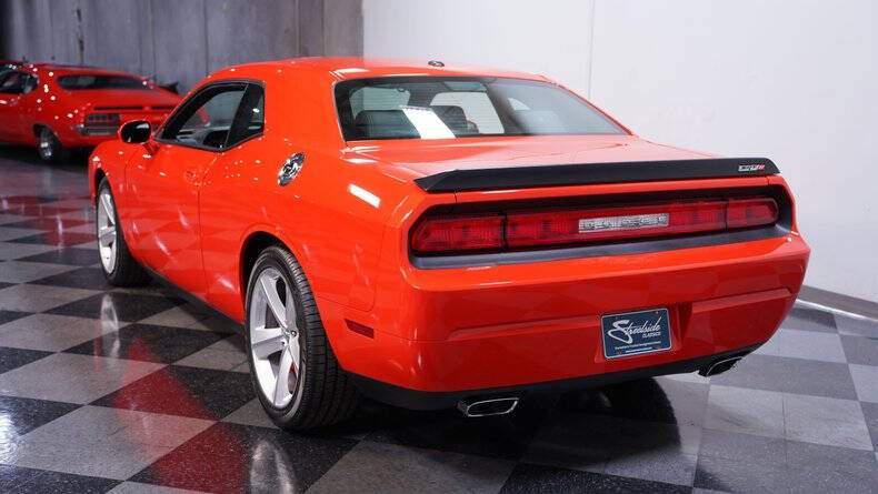 2008 Dodge Challenger SRT8