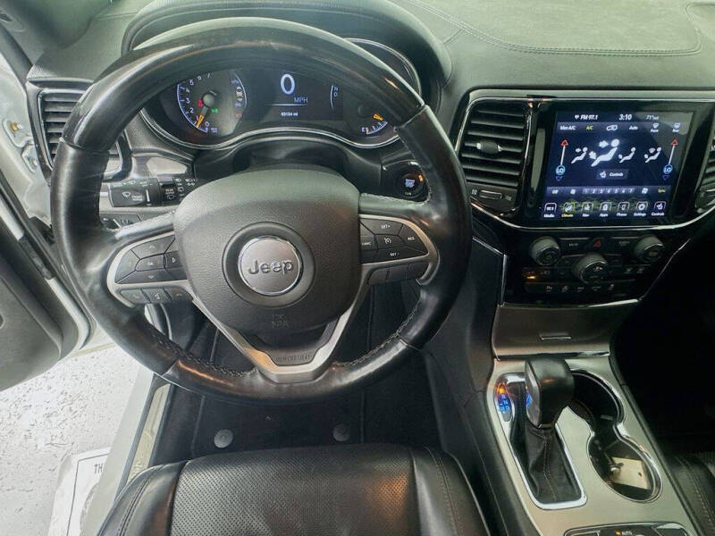 2020 Jeep Grand Cherokee Overland