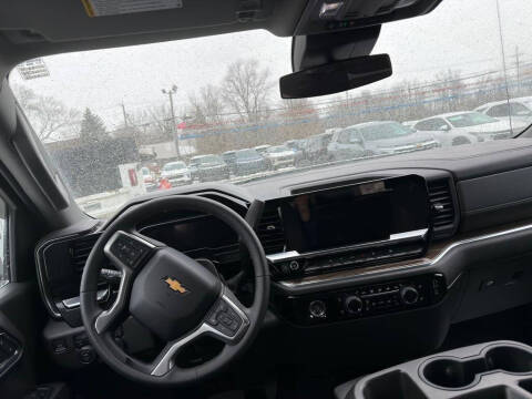 2023 Chevrolet Silverado 1500 LT