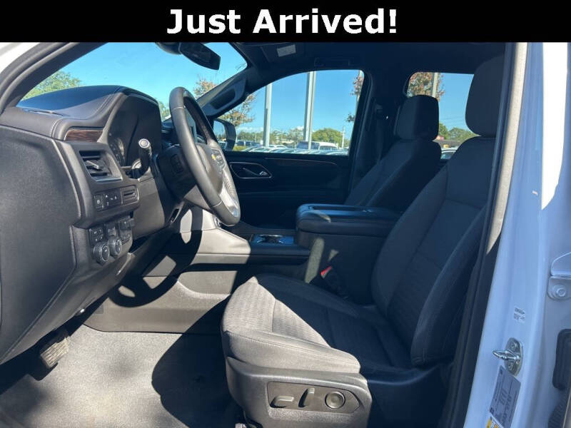 2023 Chevrolet Suburban LS