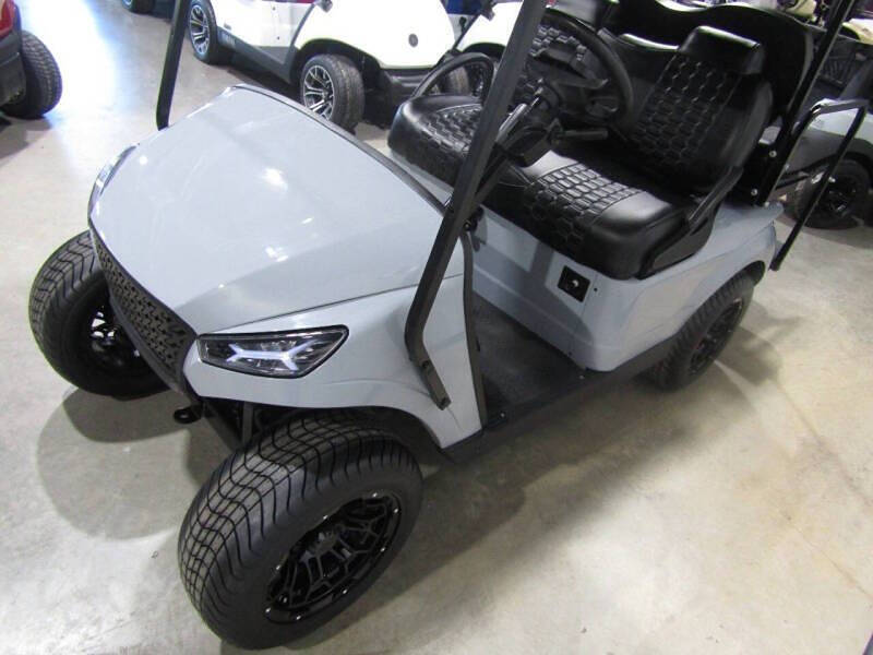 2020 E-Z-GO Storm