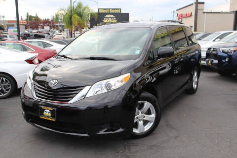 2012 Toyota Sienna