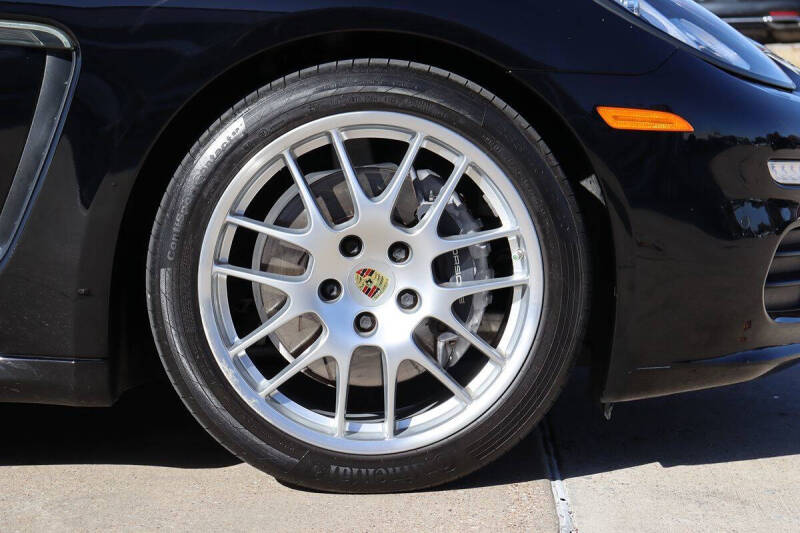 2016 Porsche Panamera Edition