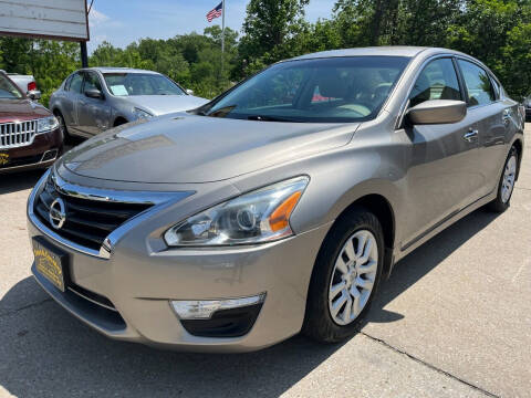 2015 Nissan Altima for sale at Town and Country Auto Sales in Jefferson City MO
