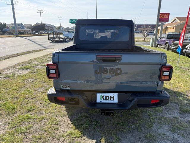 2026 Jeep Gladiator Willys