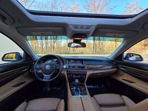 2013 BMW 7 Series 750Li xDrive