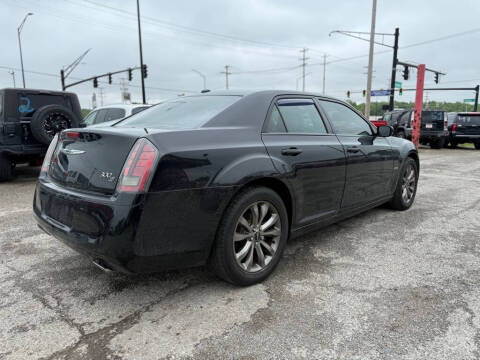 2014 Chrysler 300 S