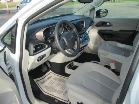 2017 Chrysler Pacifica Touring