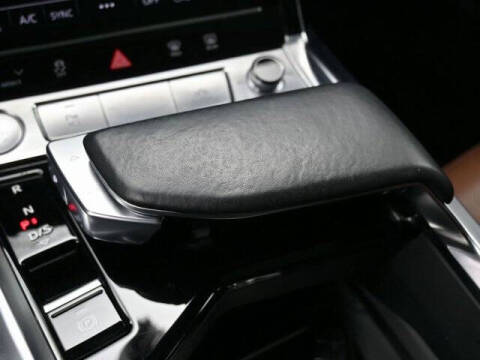 2019 Audi e-tron quattro Premium Plus