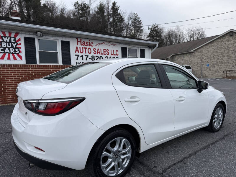 2017 Toyota Yaris iA