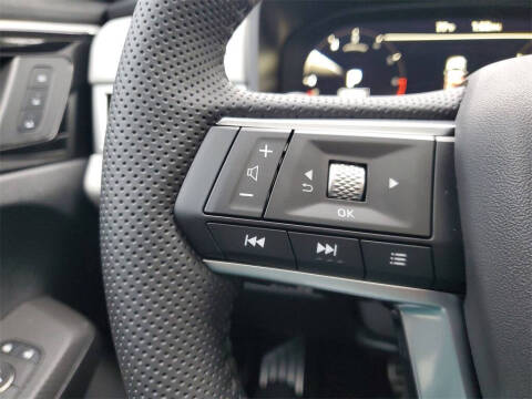 2025 Mitsubishi Outlander SEL Platinum Edition