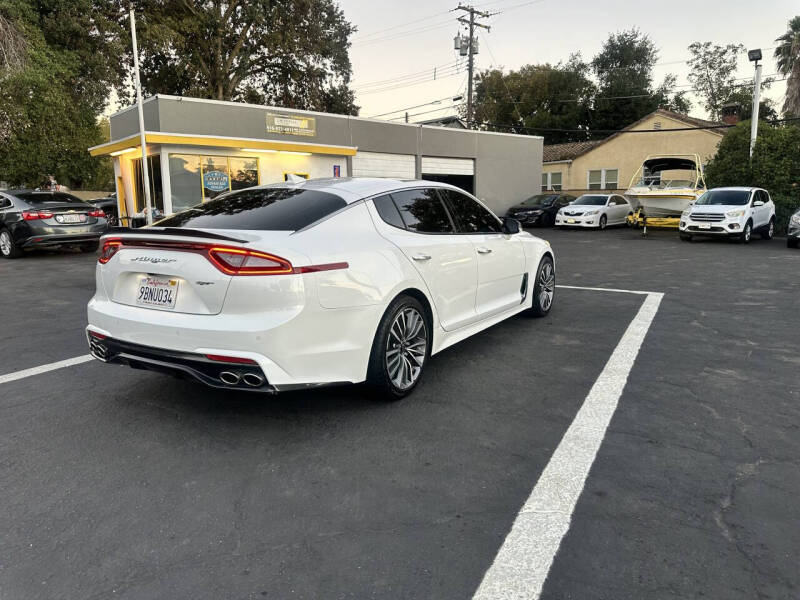 2018 Kia Stinger Premium