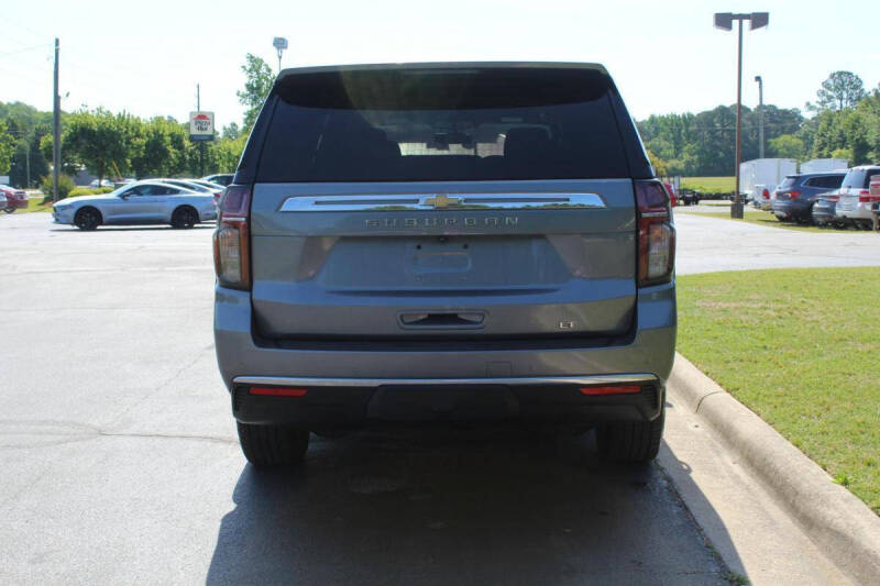 2021 Chevrolet Suburban LT