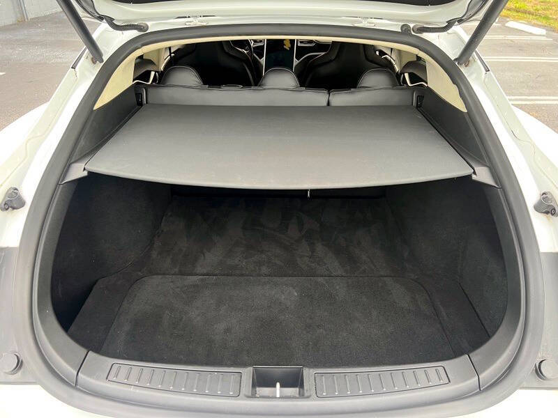 2013 Tesla Model S Performance