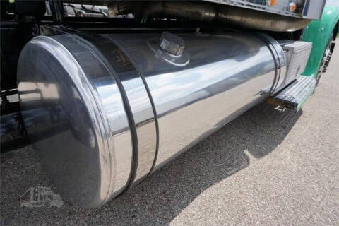 2016 Freightliner Coronado 132