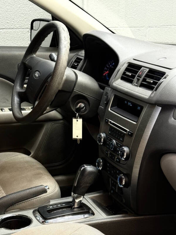 2012 Ford Fusion SE
