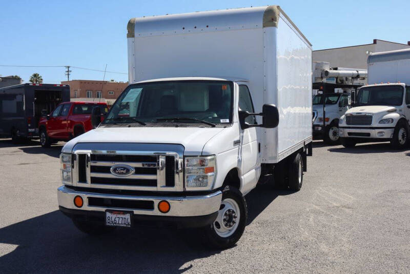 2015 Ford E-Series E-450 SD