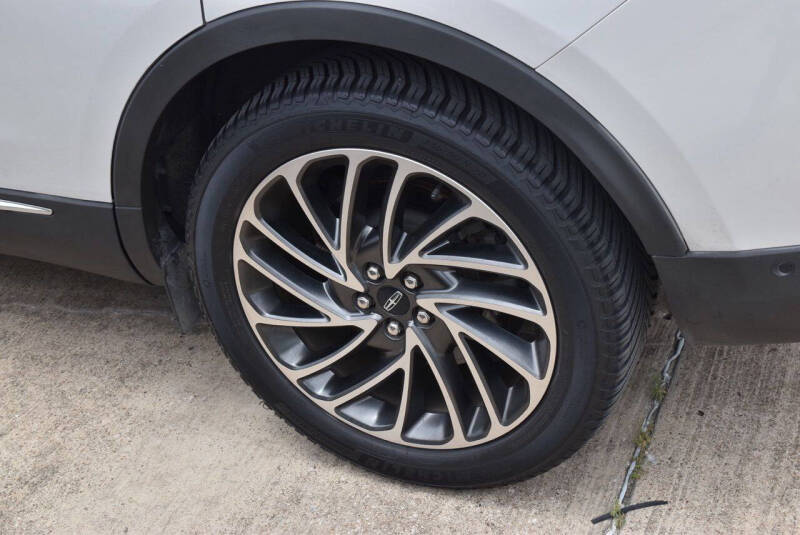 2020 Lincoln Nautilus Reserve