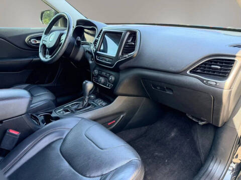 2019 Jeep Cherokee