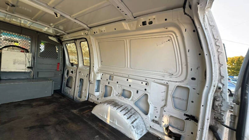 2011 Ford E-Series E-250