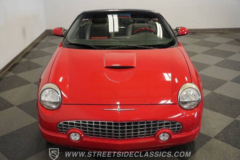 2002 Ford Thunderbird Deluxe