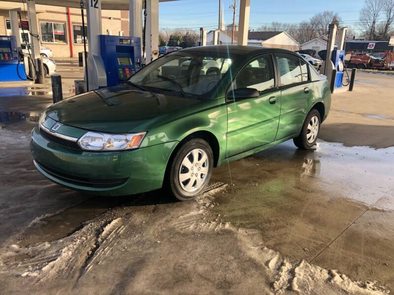 2004 Saturn Ion for sale at JE Auto Sales LLC in Indianapolis IN