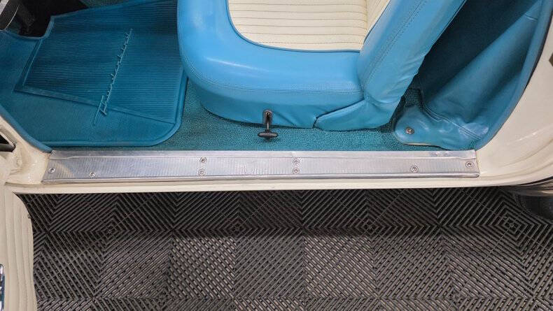 1956 Ford Thunderbird