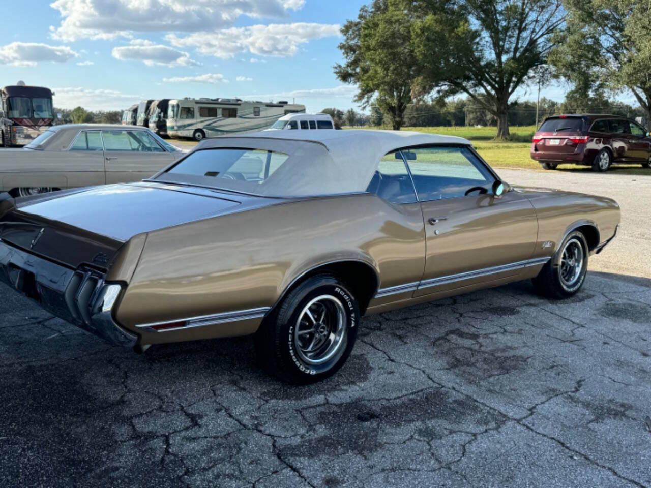 1970 Oldsmobile Cutlass Supreme for sale at Memory Lane Classic Cars in Bushnell, FL