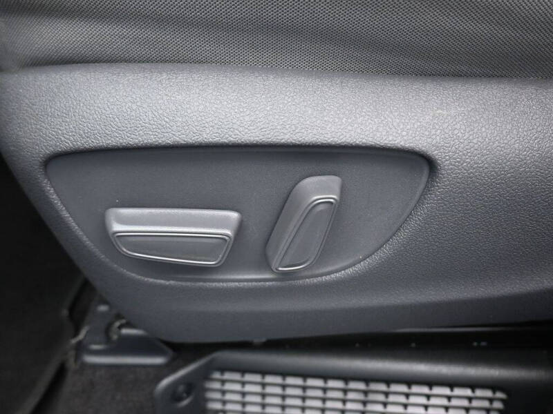 2021 Toyota Sienna LE 8-Passenger