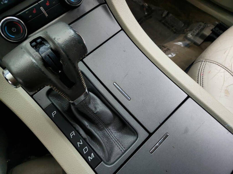 2012 Ford Taurus SEL