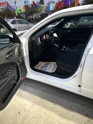 2014 Dodge Charger SXT Plus