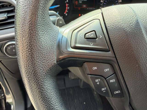 2020 Ford Edge SE