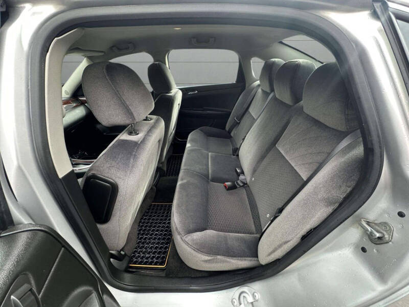 2011 Chevrolet Impala LT