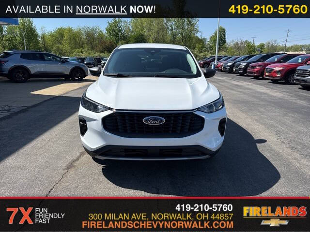 Used 2023 Ford Escape Active with VIN 1FMCU9GN8PUA86387 for sale in Norwalk, OH