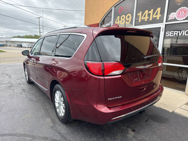 2018 Chrysler Pacifica Touring L Plus