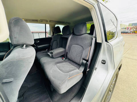 2017 Nissan Armada