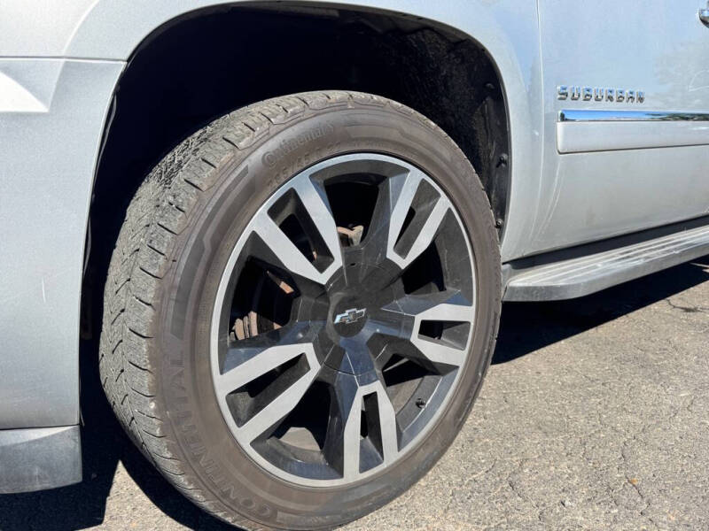 2013 Chevrolet Suburban LTZ