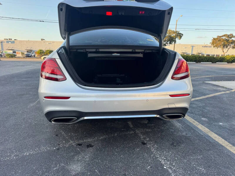 2018 Mercedes-Benz E-Class E 300
