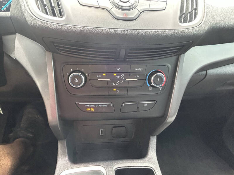 2019 Ford Escape S