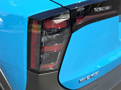 2026 Nissan Kicks SR
