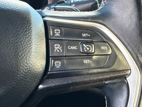 2022 Jeep Grand Cherokee Altitude