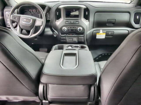 2025 GMC Sierra 3500HD CC Pro