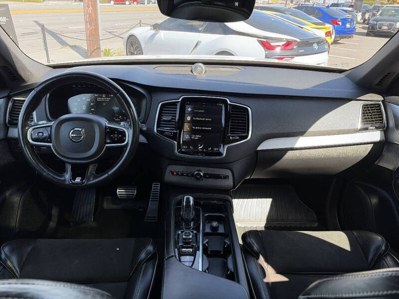 2016 Volvo XC90 T8 eAWD R-Design