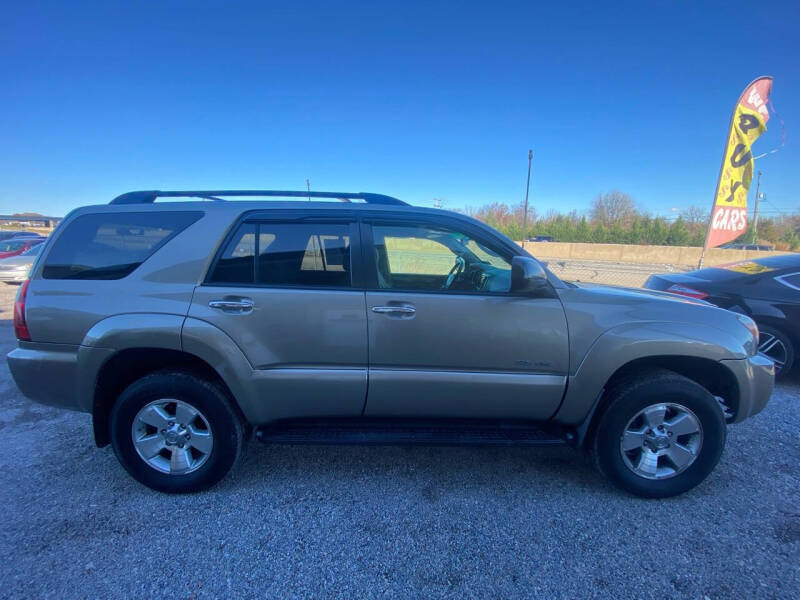 2008 Toyota 4Runner SR5 photo 8