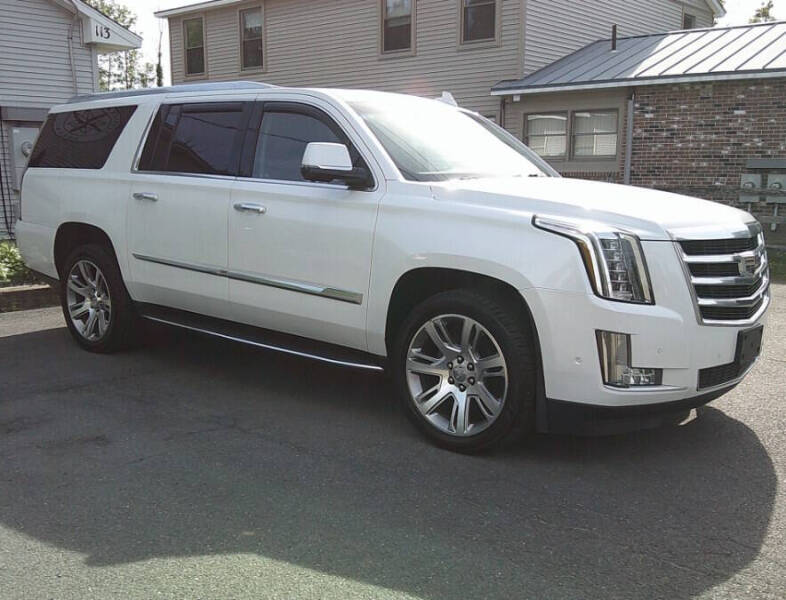 2017 Cadillac Escalade ESV Luxury